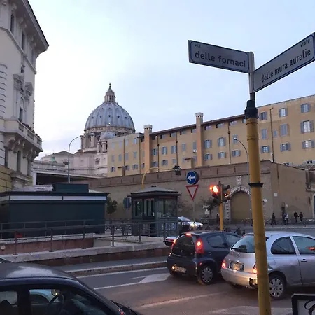 Ave Oda ve Kahvaltı 5*